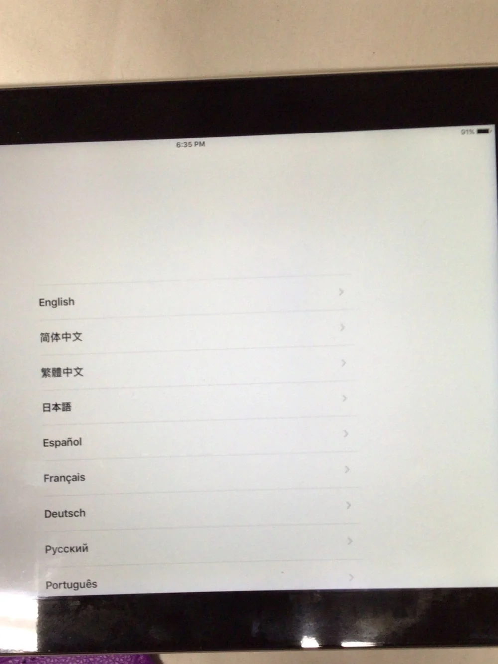 Apple iPad with case ,4 gen apple iPad with Bluetooth keyboard. Please read